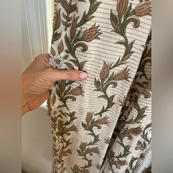 JULIA AMORY Sz L Large Coco Jardin Brown
Green floral button down Shirt Dress - Picture 5 of 7